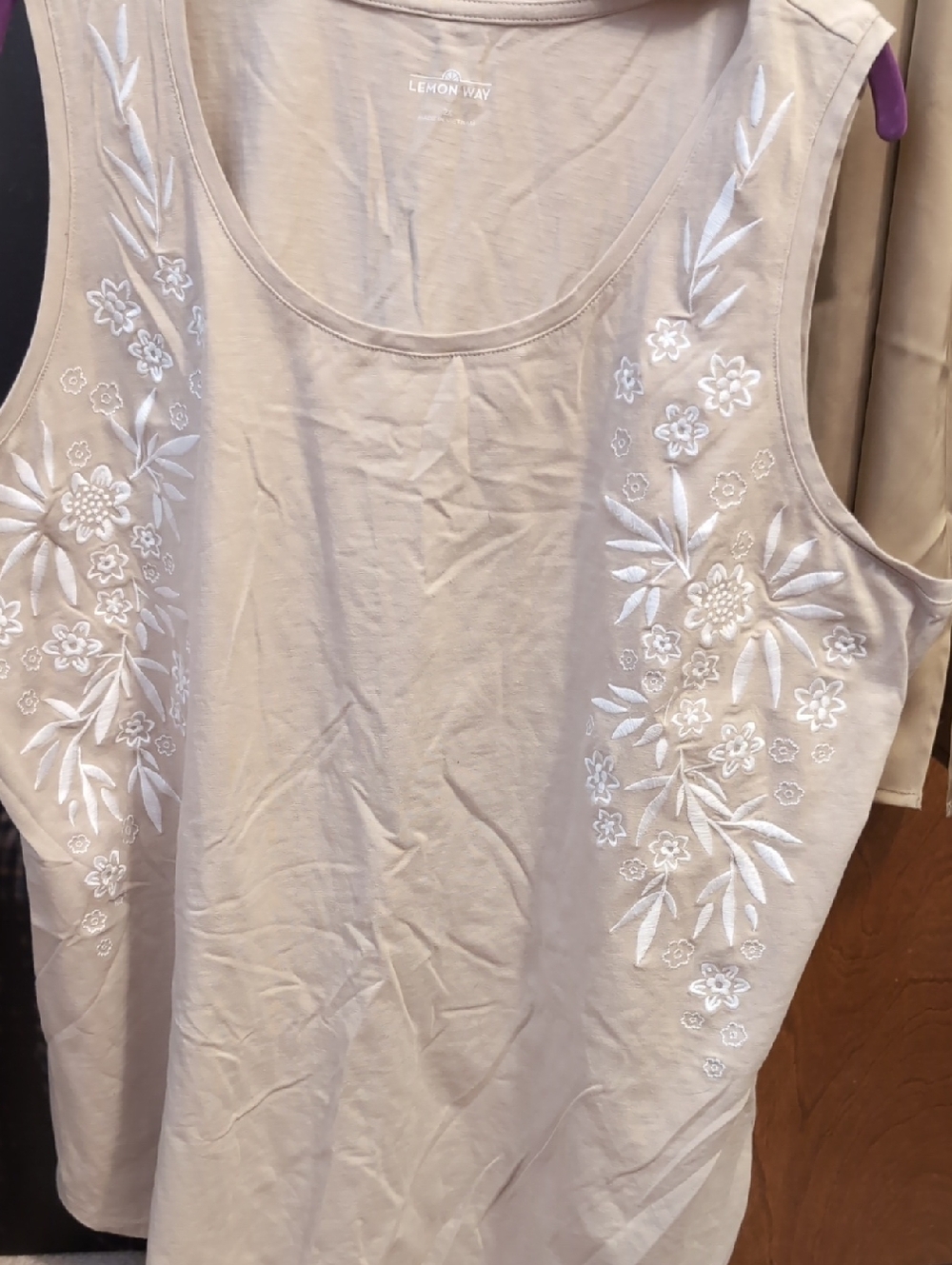 Lemon Way Cream Tank with White Floral Embroidery